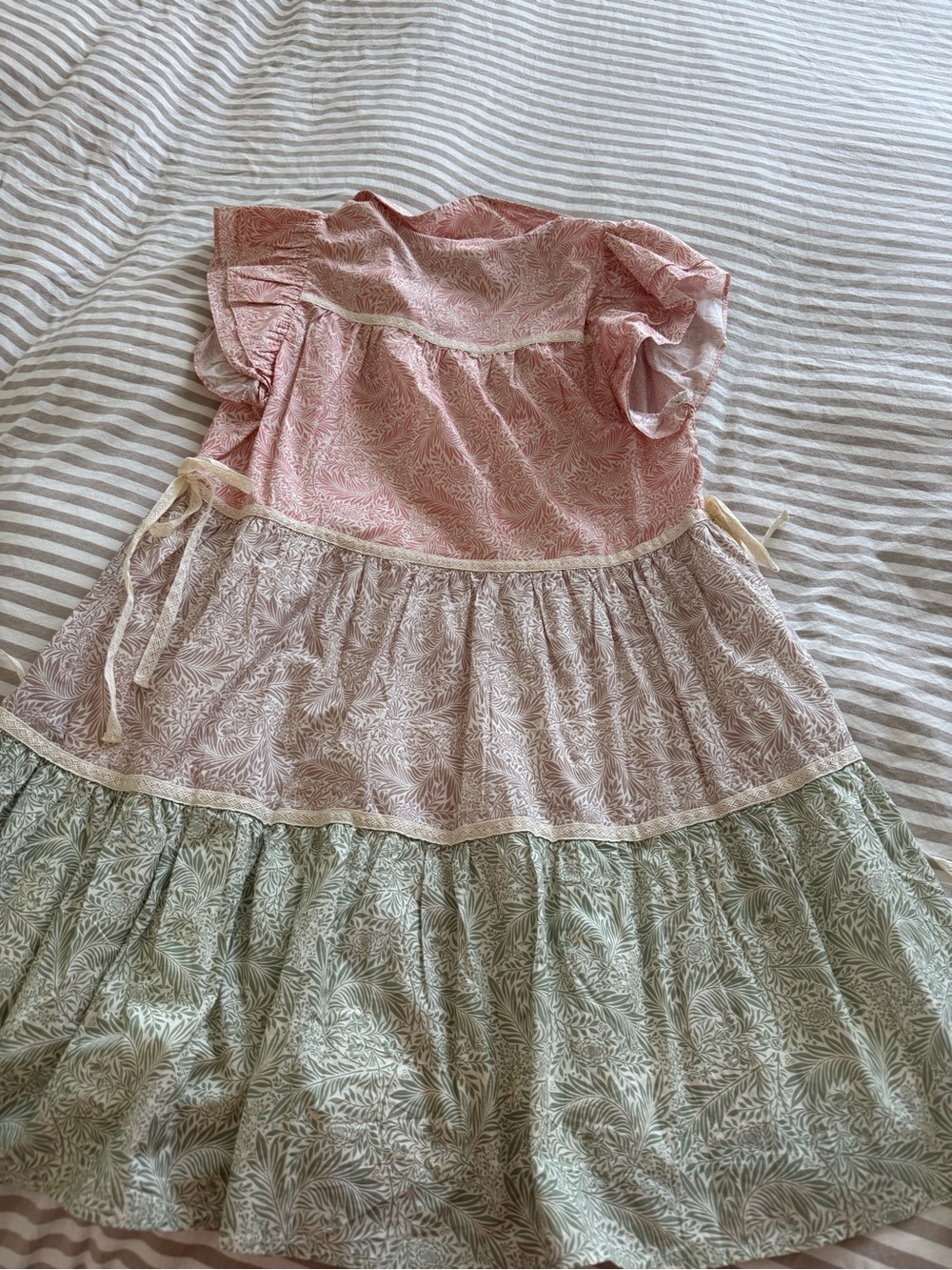 entro Pink, Cream & Green Tiered Button Dress - Picture 4 of 4
